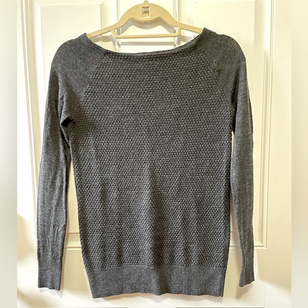 Ann Taylor LOFT gray sweater size XS